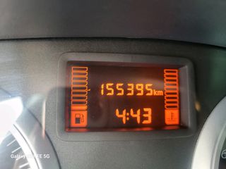 Dacia Duster 2011 1.5 DCI-thumb-16