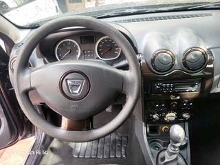 Dacia Duster 2011 1.5 DCI-thumb-18