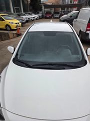 Hyundai i 30 2012 1.6 CRDi Comfort-thumb-9