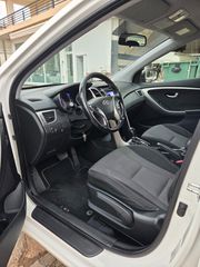 Hyundai i 30 2012 1.6 CRDi Comfort-thumb-29