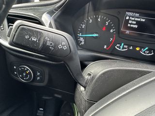 Ford Fiesta 2018 ST-LINE-thumb-28