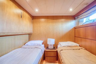 Falcon 1998 91 / 5 cabins / keen seller / Best Offers Encouraged !!!-thumb-15