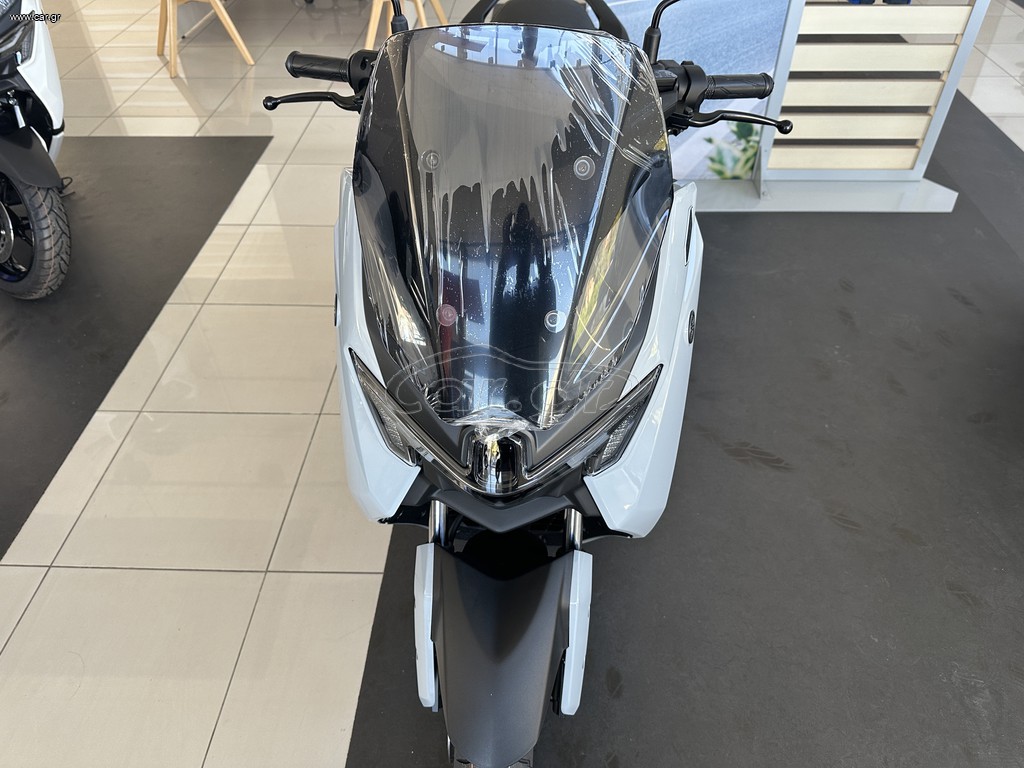 Yamaha NMAX 125 Tech Max EU5+ 2026