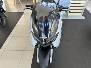 Yamaha NMAX 125 Tech Max EU5+ 2026