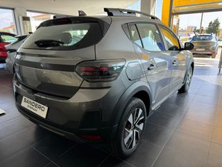 Dacia Sandero 2026 STEPWAY-thumb-4