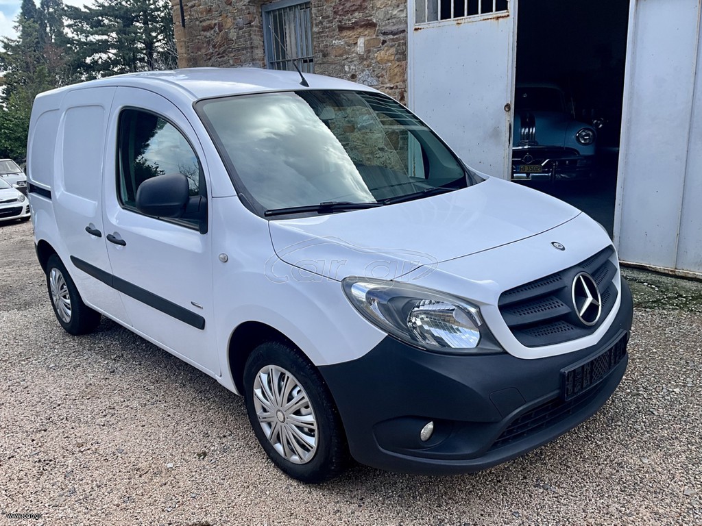 Κλούβα Mercedes-Benz 2014 BLUE EFFICIENCY 6ΠΟΡΤΕΣ