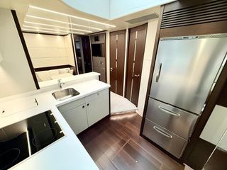 Sunseeker 2019 Sport Yacht 74-thumb-13
