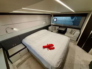 Sunseeker 2019 Sport Yacht 74-thumb-17