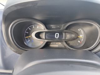 Opel Vivaro 2017 Full extra-thumb-12