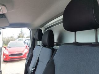 Opel Vivaro 2017 Full extra-thumb-25