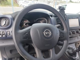 Opel Vivaro 2017 Full extra-thumb-27