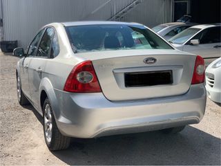 Ford Focus 2008 1.6 GHIA SDN-thumb-5