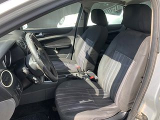 Ford Focus 2008 1.6 GHIA SDN-thumb-8