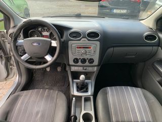 Ford Focus 2008 1.6 GHIA SDN-thumb-11