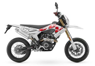 QJ Motor COV 125 2026 NEW MOTORRAD PSARAKIS