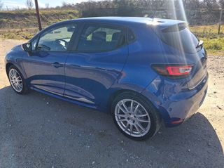 Renault Clio 2017 GT line-thumb-5