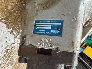 2 τρόμπες Volvo με σασμανακι-thumb-2