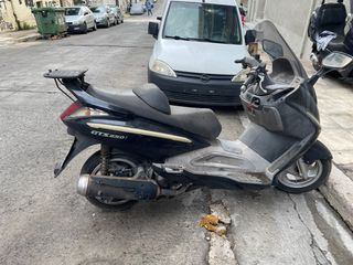 Sym GTS 250 2001 GTS 250I EVO-thumb-1