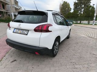 Peugeot 2008 2019 1.2 PURETECH 110 ALLURE-thumb-4