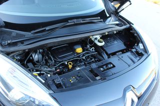 Renault Grand Scenic 2015 BOSE-thumb-40