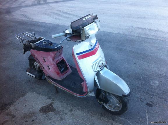 honda lead 50cc 