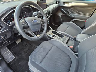 Ford Focus 2019-thumb-2