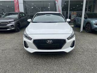 Hyundai i 30 2017 1.4 COMFORT-thumb-1