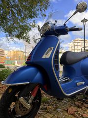 Vespa GTS 300 2019 super sport-thumb-4
