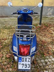 Vespa GTS 300 2019 super sport-thumb-8