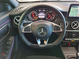 Mercedes-Benz CLA 180 Shooting Brake 2018 AMG Edition-thumb-16