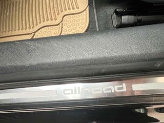 Audi A4 allroad 2017-thumb-10