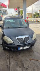 Lancia Ypsilon 2004