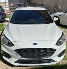 Ford Focus 2021 st line mk4