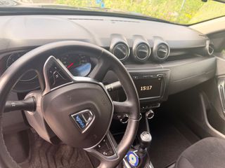 Dacia Duster 2020 1.5 DIESEL PRESTIGE-thumb-6