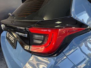 Toyota Yaris 2021 1.5 HYBRID-thumb-9