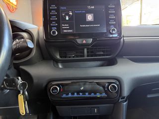 Toyota Yaris 2021 1.5 HYBRID-thumb-18