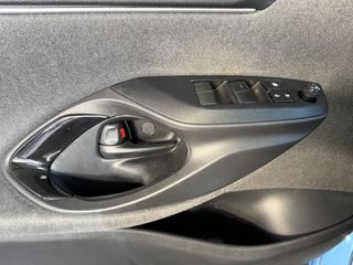Toyota Yaris 2021 1.5 HYBRID-thumb-19