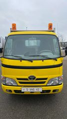 Ανατροπή Toyota 2010 DYNA 100-thumb-1