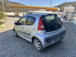 Peugeot 107 2011 Peugeot 107 1.0 68hp-thumb-2