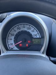 Peugeot 107 2011 Peugeot 107 1.0 68hp-thumb-6