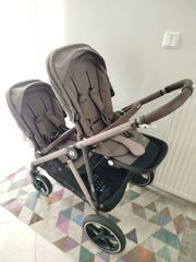 Καρότσι για δίδυμα cybex gazelle s, μαζί με ποδόσακους και αντιιδρωτικά καλύμματα.
