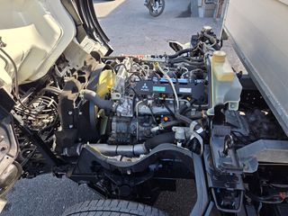 Ανατροπή Mitsubishi 2013 FUSO CANTER-thumb-8