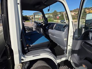 Ανατροπή Mitsubishi 2013 FUSO CANTER-thumb-13