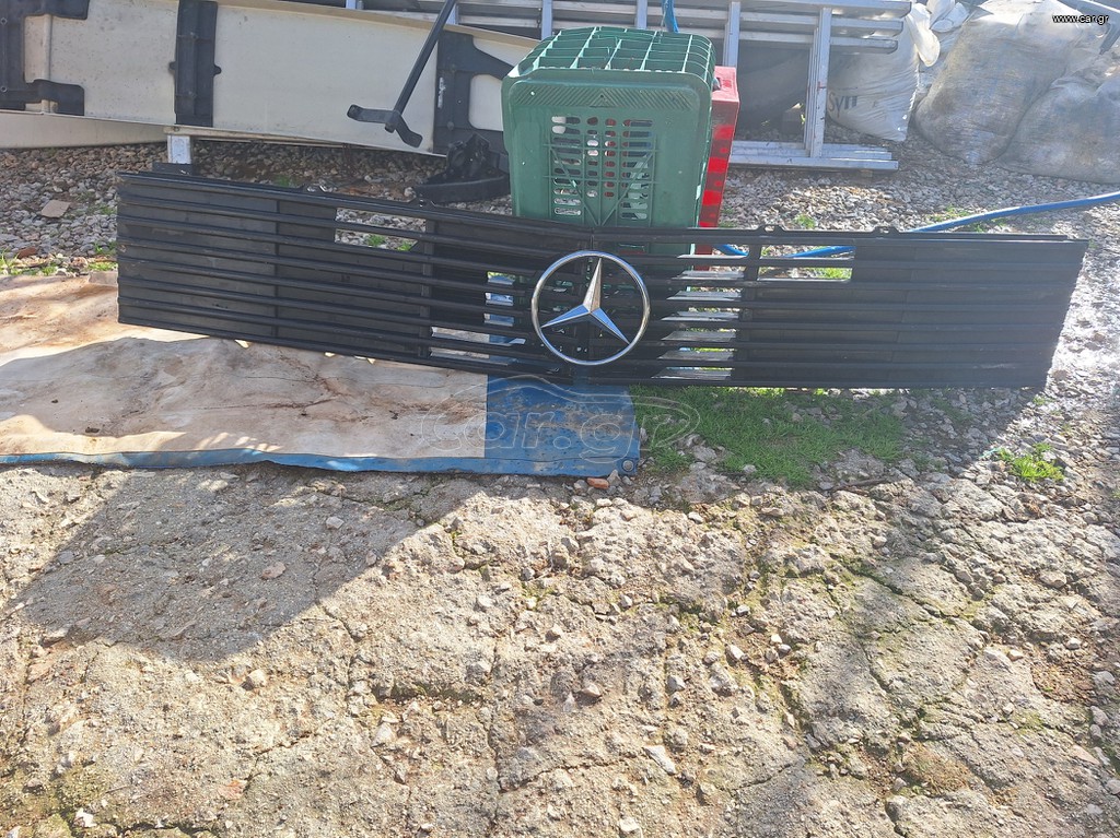 ΜΑΣΚΑ ΕΜΠΡΌΣΘΙΑ MERCEDES 814 ΜΑΖΙ ΜΕ ΤΟ ΣΉΜΑ
