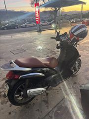 Piaggio Beverly 250 2004-thumb-1