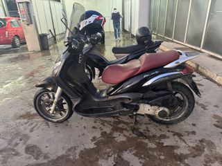 Piaggio Beverly 250 2004-thumb-3