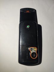 Sony ericsson w900i-thumb-2
