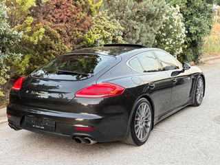 Porsche Panamera 2015 S E-Hybrid-thumb-5