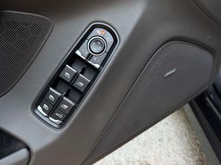 Porsche Panamera 2015 S E-Hybrid-thumb-20