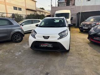 Toyota Aygo (X) 2022 X PLAY
